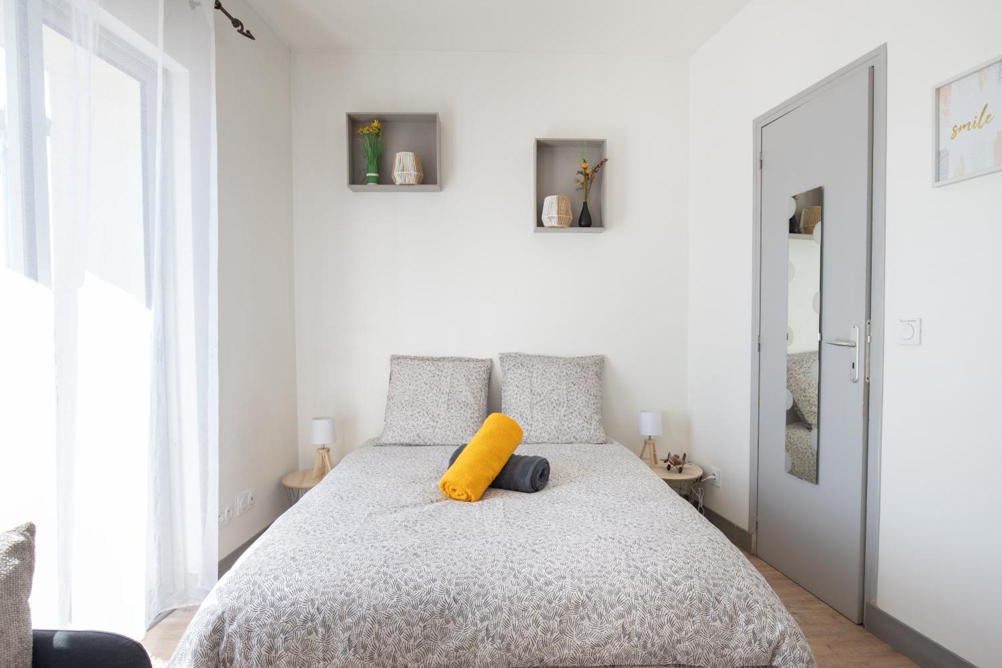 Le Partage Des Eaux - 4 Couchages - Hypercentre - Clim - Wifi Apartman L'Isle-sur-la-Sorgue Kültér fotó