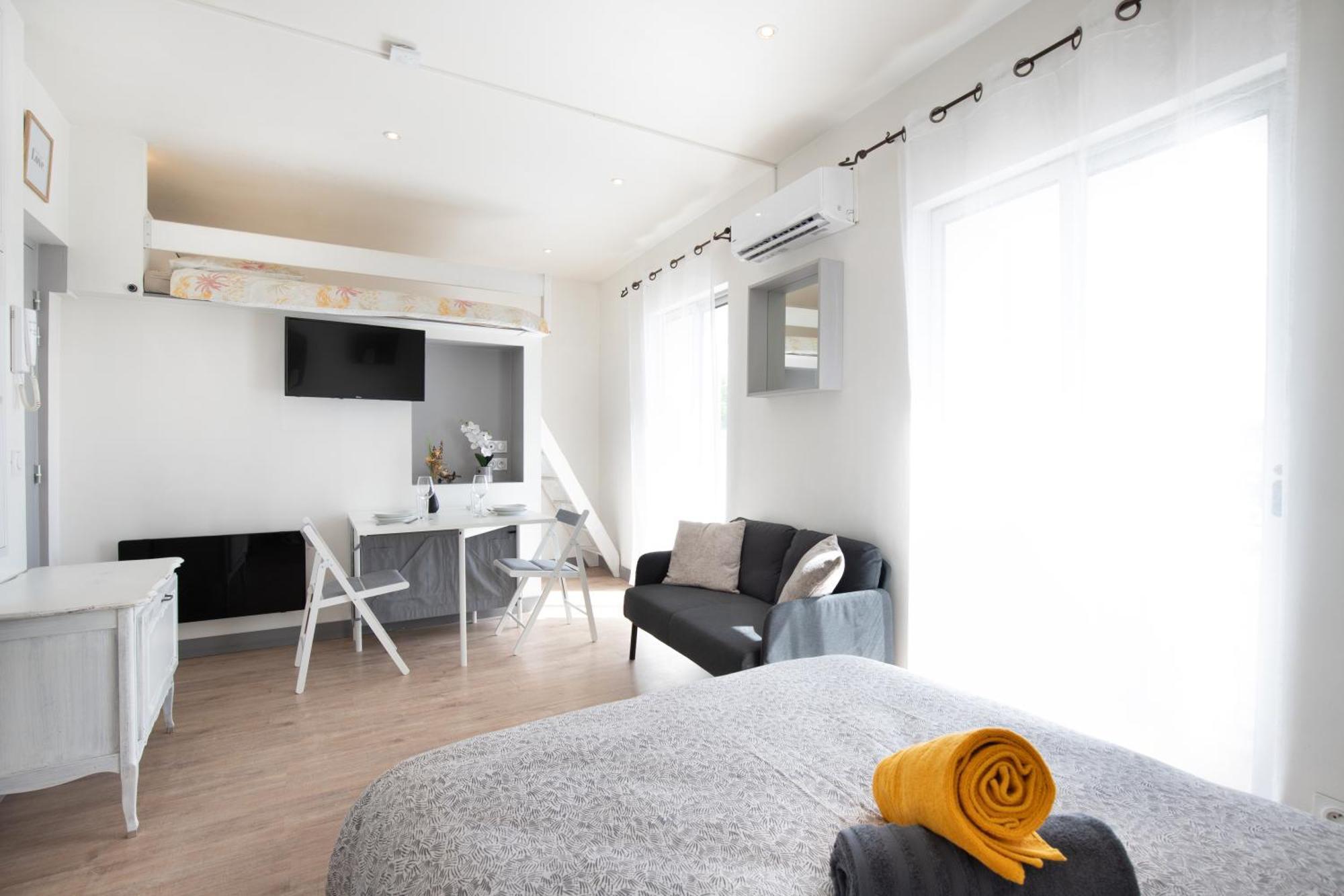 Le Partage Des Eaux - 4 Couchages - Hypercentre - Clim - Wifi Apartman L'Isle-sur-la-Sorgue Kültér fotó